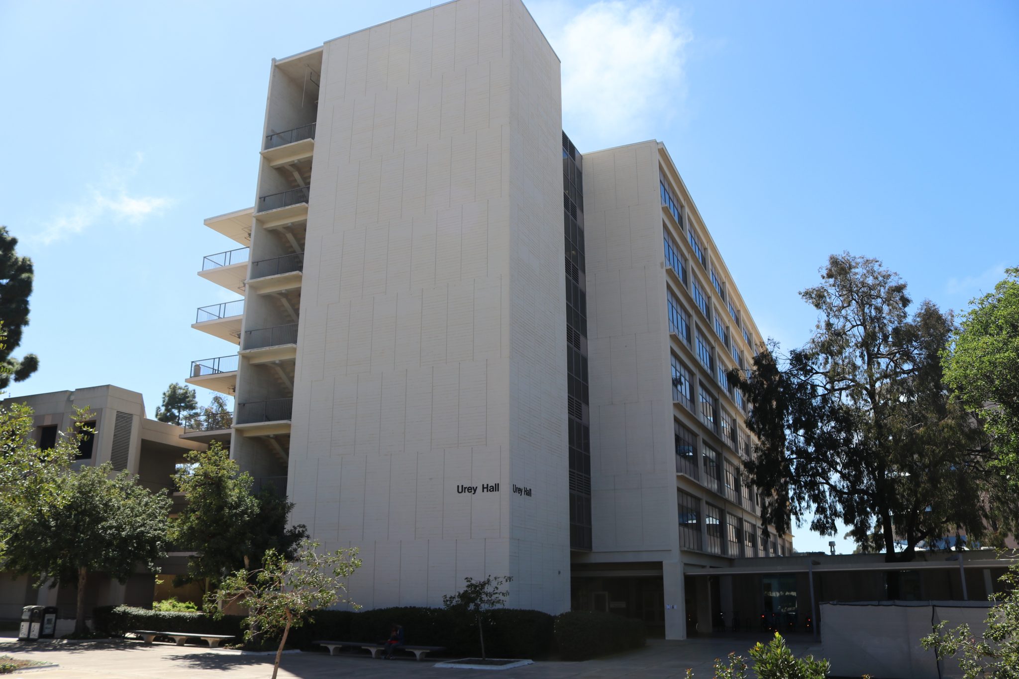 UC San Diego Kicks Off Stairwell Campaign at Urey Hall UCSD Center